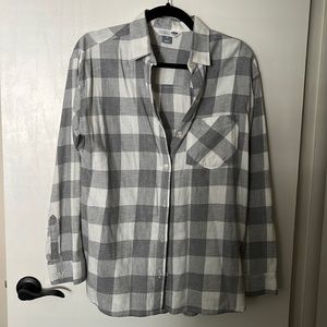 Like new! Size Medium Old Navy Flannel
